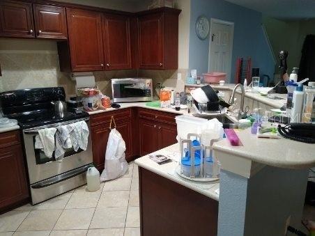 Mango Ridge Blvd, Seffner, FL 33584