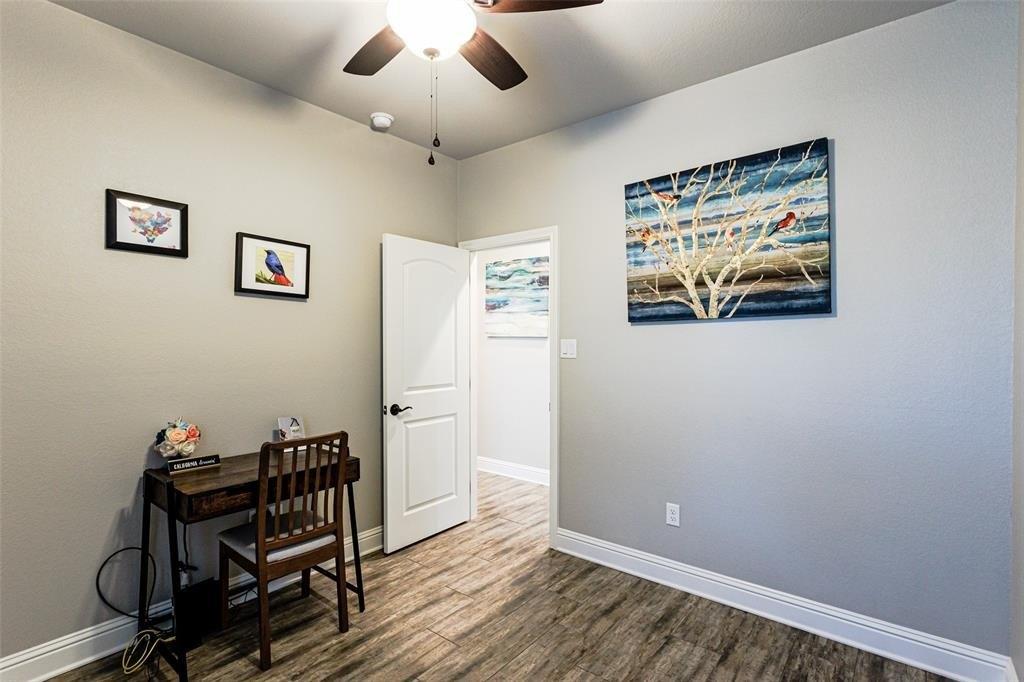 Sky Harbour Dr, Granbury, TX 76049