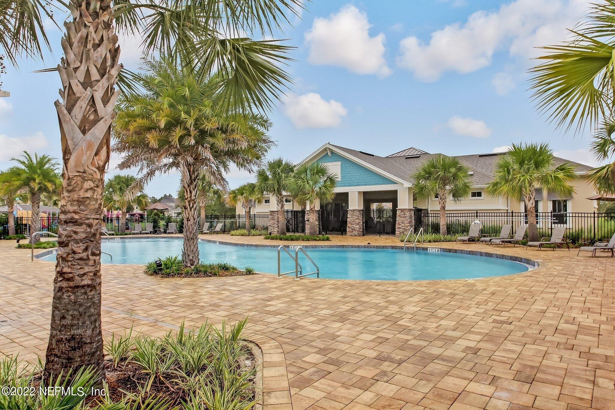 Serenoa Dr, Jacksonville, FL 32258