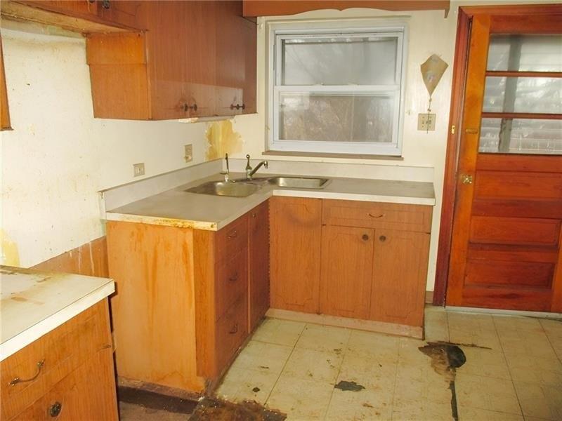 Magnolia St, Homestead, PA 15120