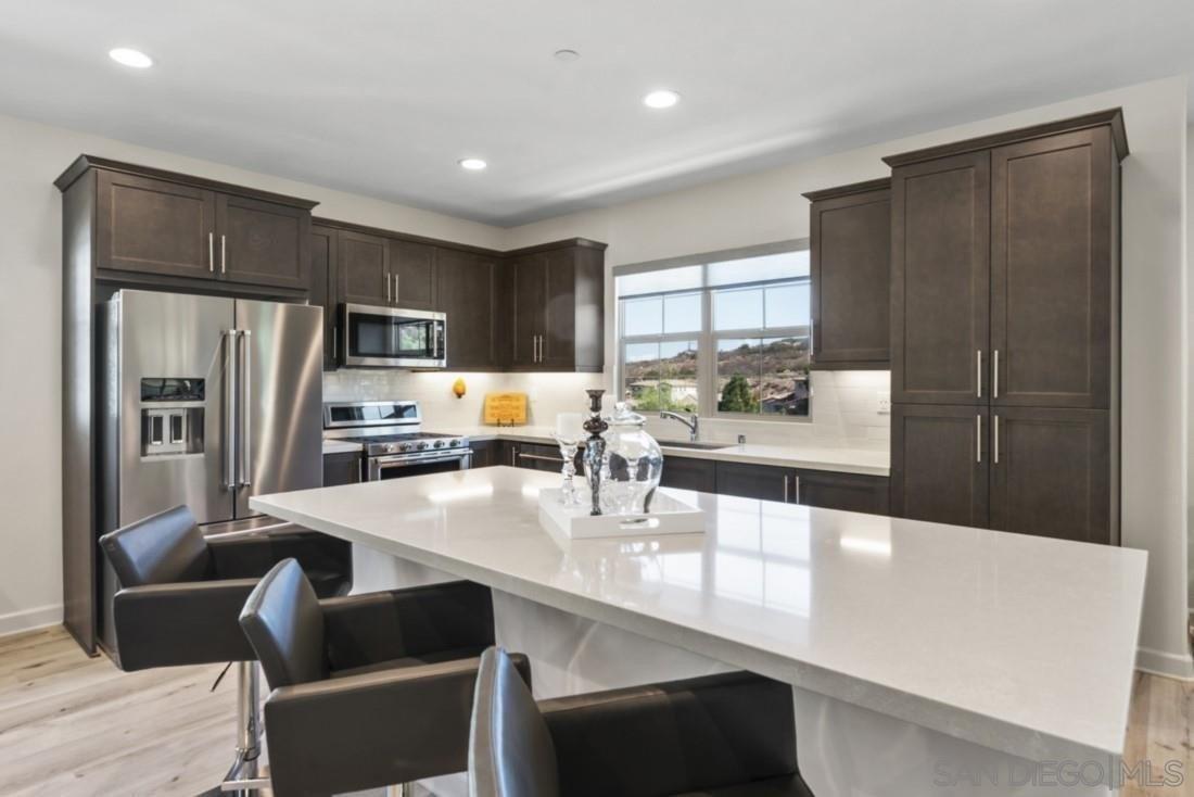 Slate St, San Marcos, CA 92078