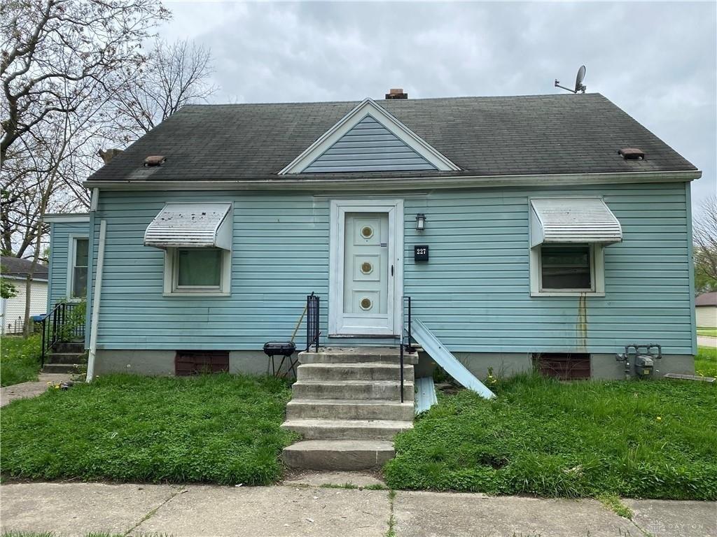 Walton Ave, Dayton, OH 45417
