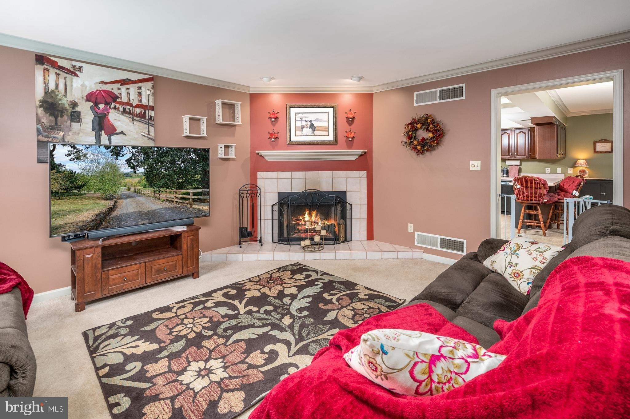Spring Ridge Ln, Lancaster, PA 17603