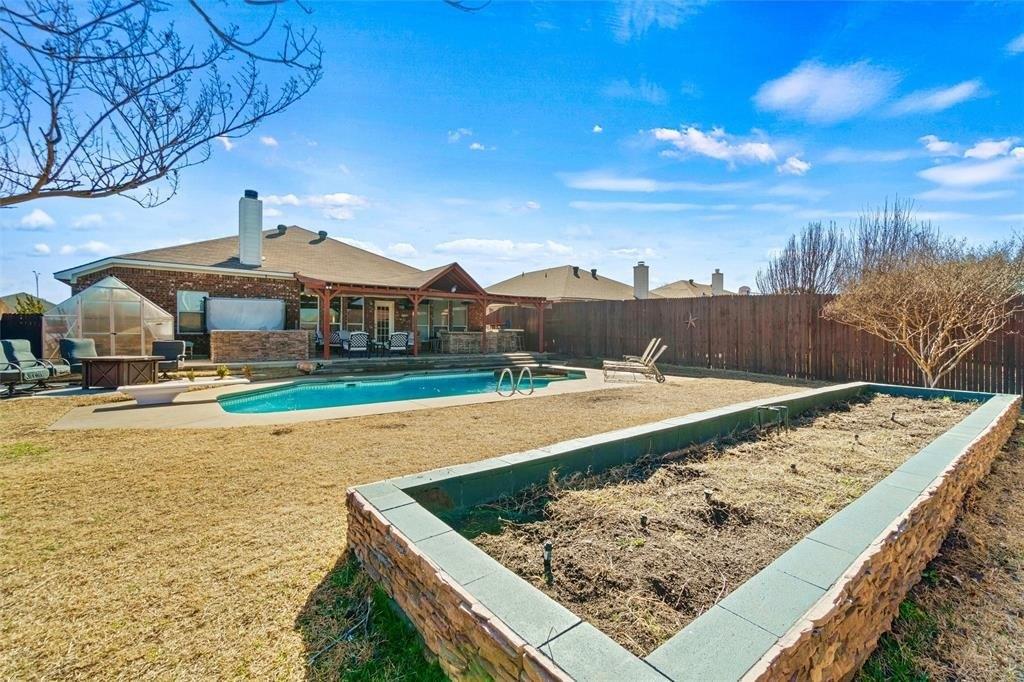Mt Zion Dr, Arlington, TX 76018