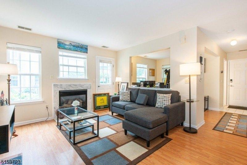 Tudor Dr, Pompton Plains, NJ 07444