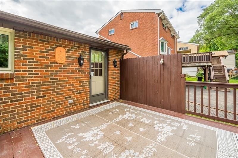 Frazier Dr, Pittsburgh, PA 15235