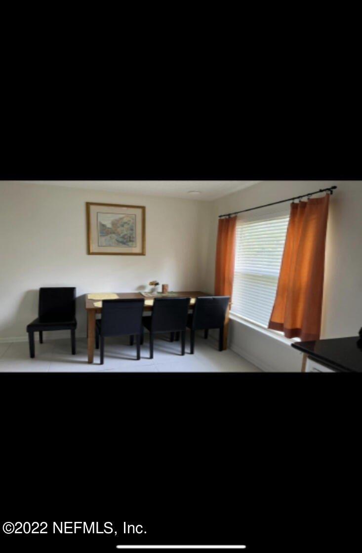 Autumn Springs Dr, Jacksonville, FL 32225