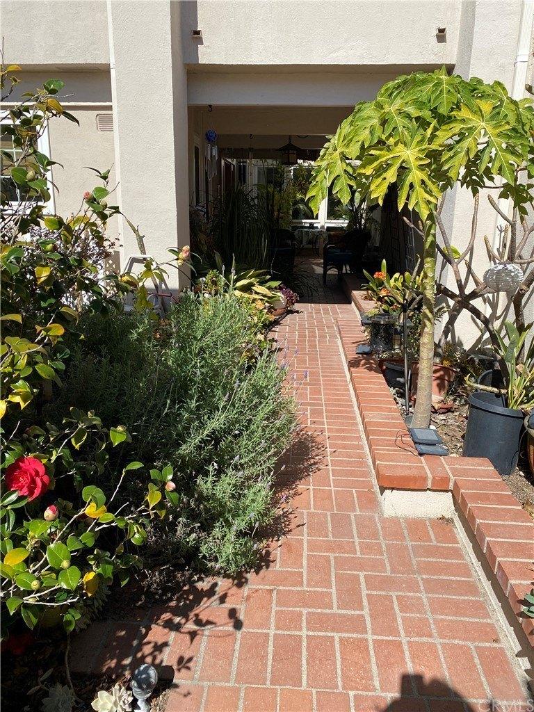 Mandrake Way, Irvine, CA 92612