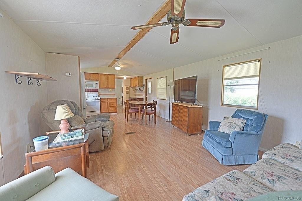 S Florence Ter, Floral City, FL 34436