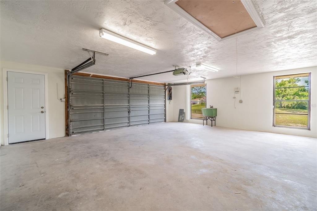 Sycamore Dr, New Port Richey, FL 34654