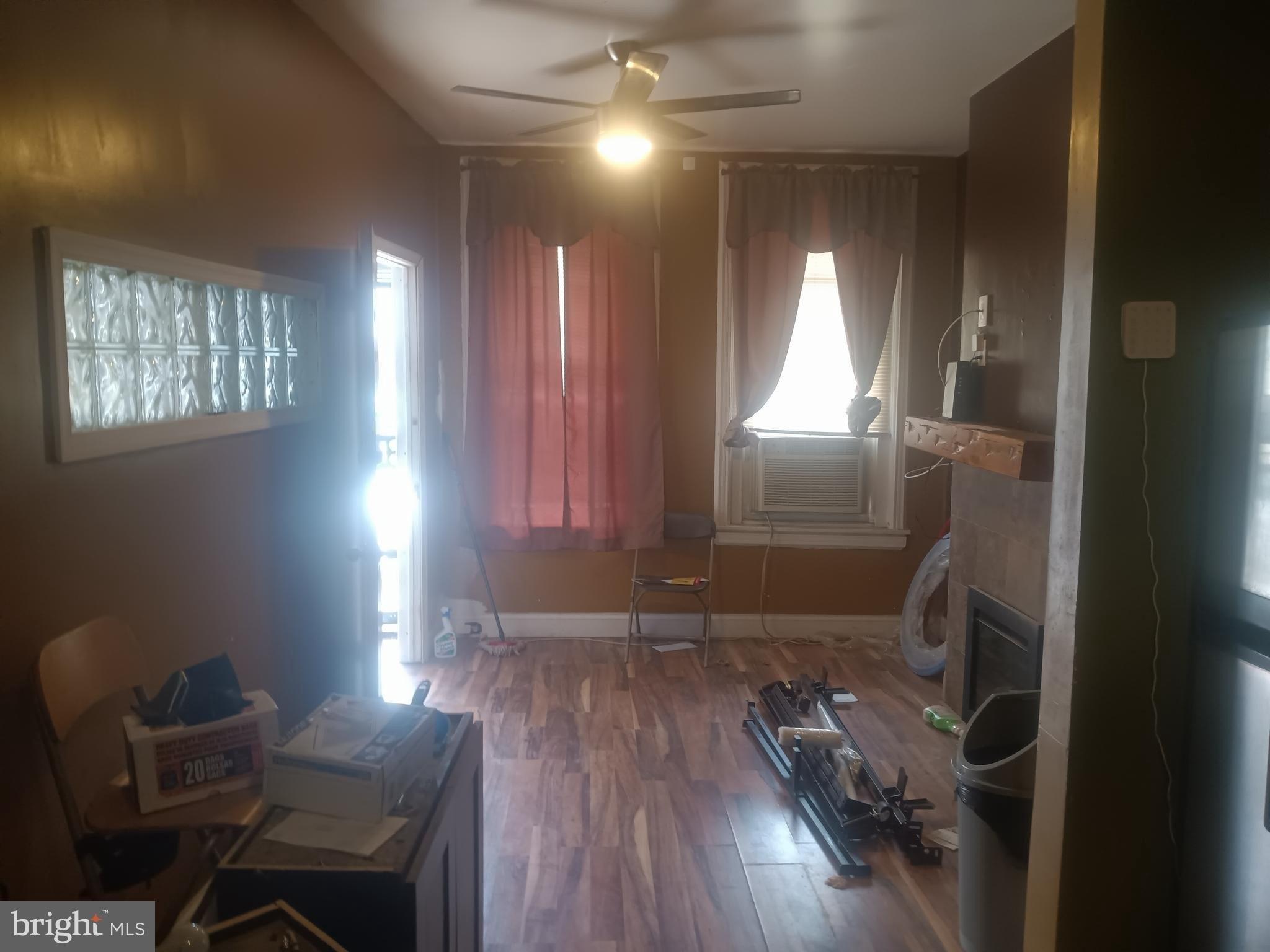 N Darien St, Philadelphia, PA 19133