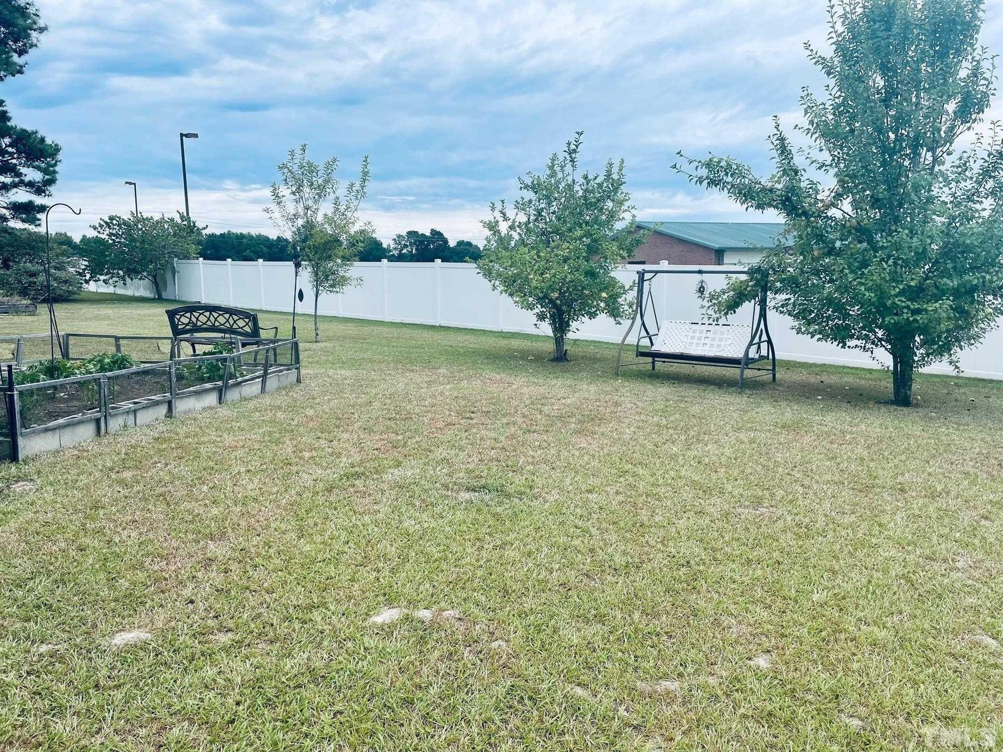 Meredith Ct, Garner, NC 27529