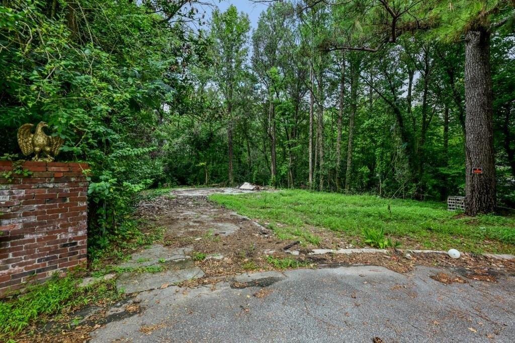 Magnolia Ln, Forest Park, GA 30297