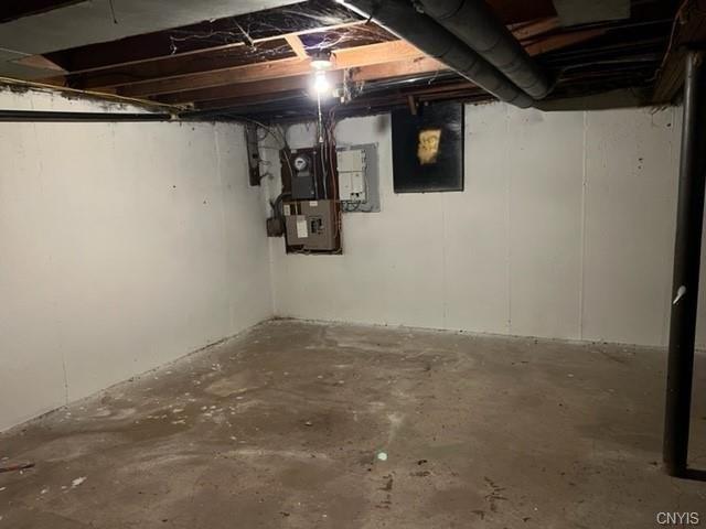 Cleveland Ave, Liverpool, NY 13088