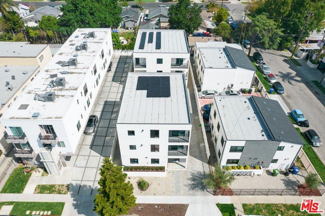 Gilmore St, Van Nuys, CA 91401