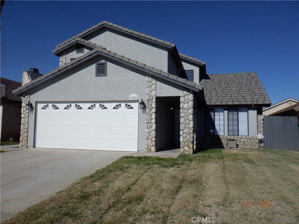 Emeraldstone Dr, Victorville, CA 92392