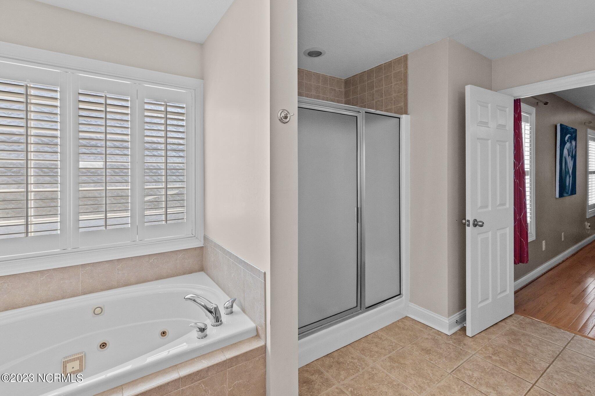 Savannah Dr, Jacksonville, NC 28546