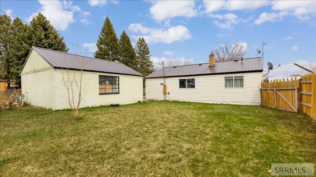 Cathryn Ave, Idaho Falls, ID 83404