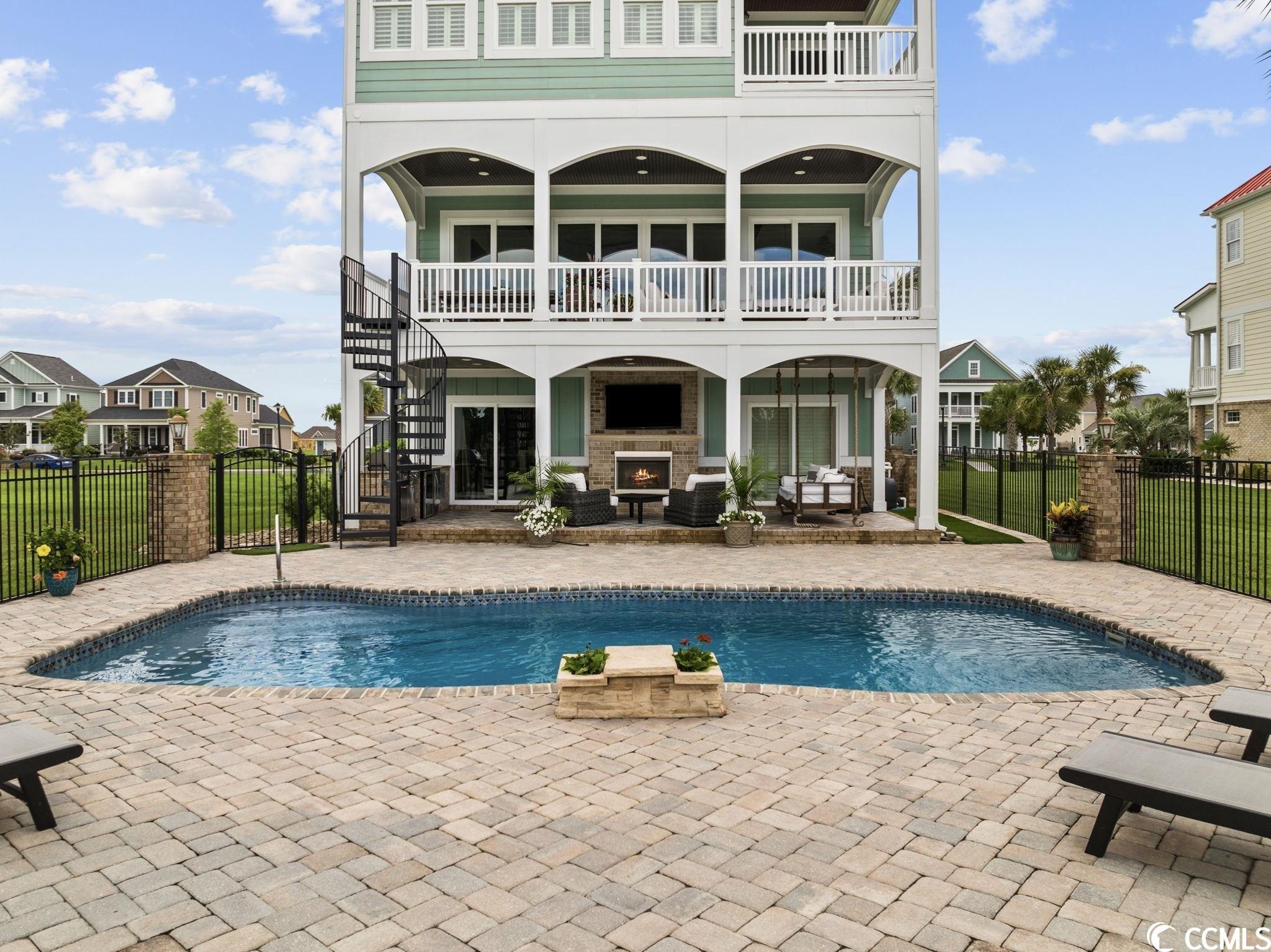W Palms Dr, Myrtle Beach, SC 29579