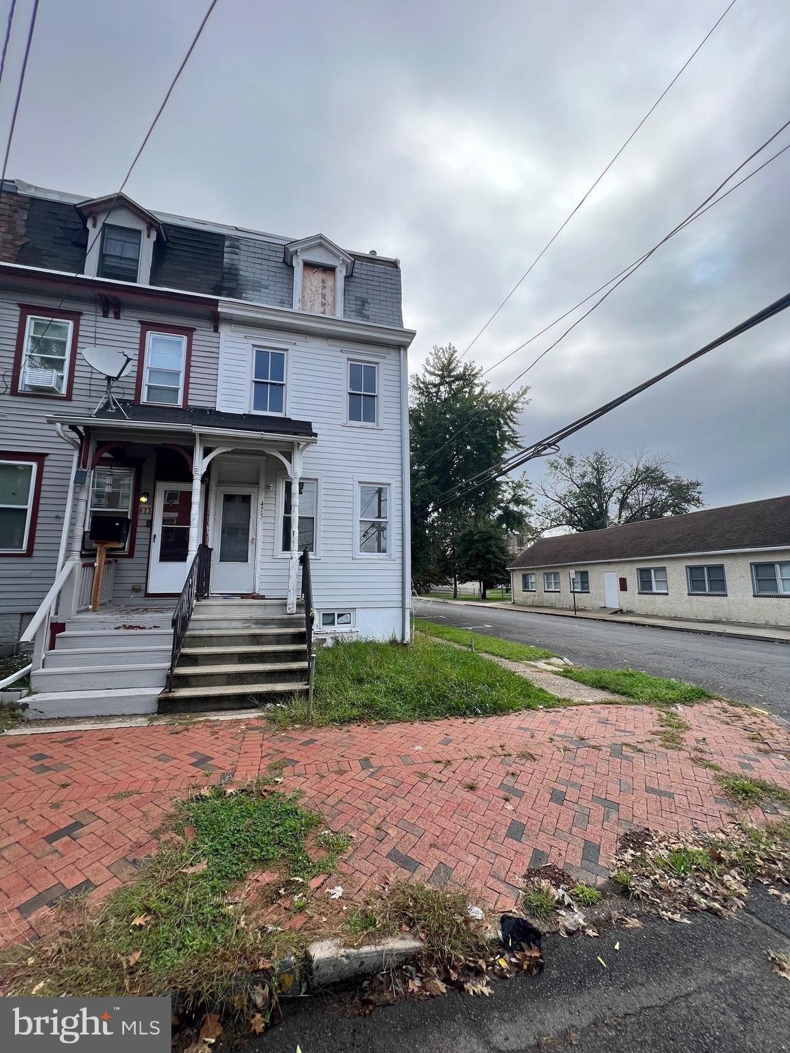 Locust Ave, Burlington, NJ 08016