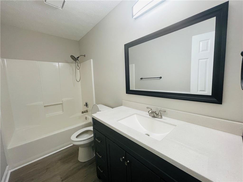 Hunt Station Dr, Lawrenceville, GA 30044
