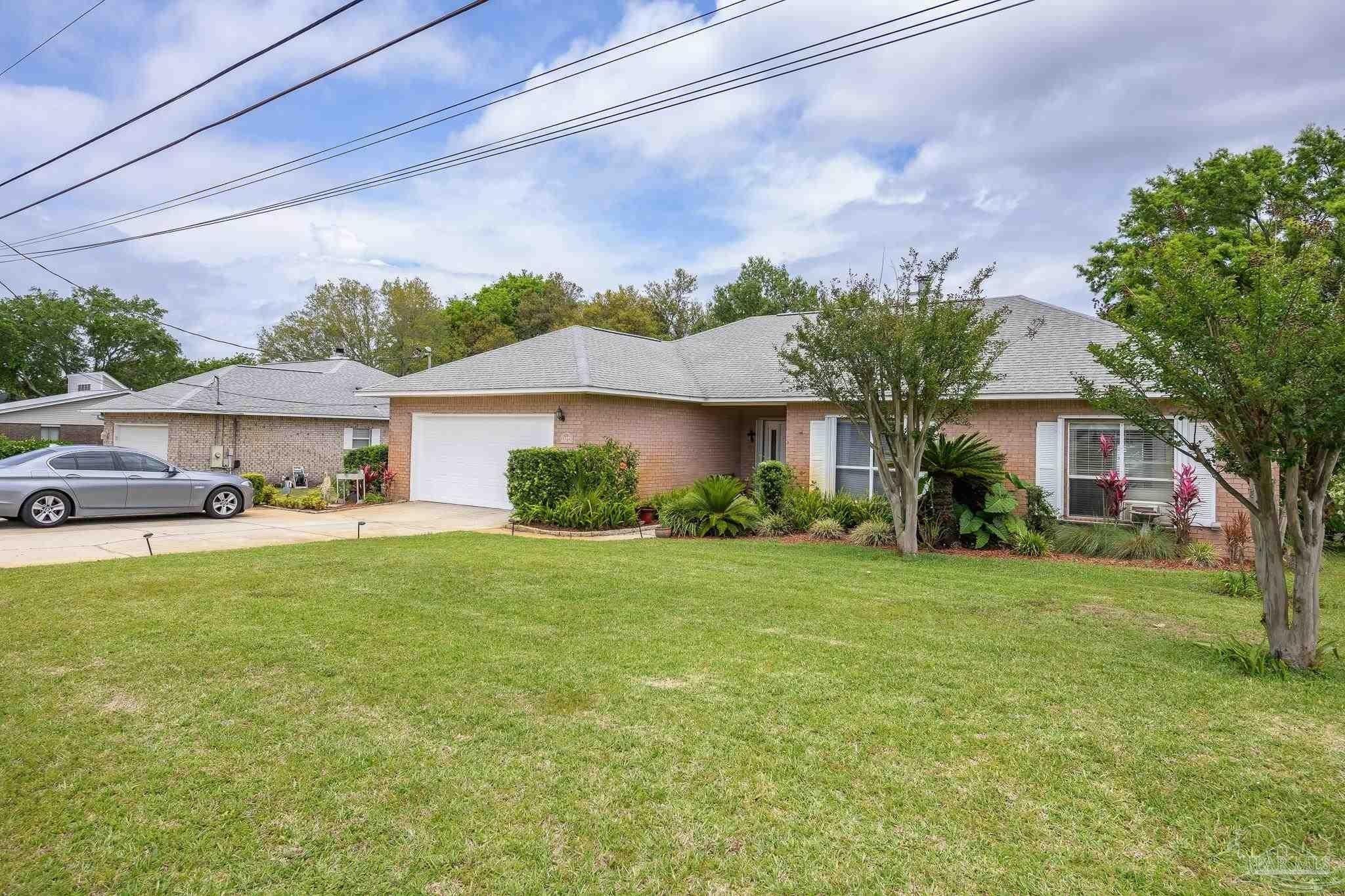 Santa Rosa Dr, Gulf Breeze, FL 32563