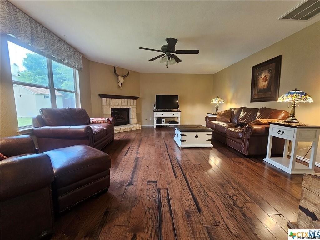 Killians Cv, Cedar Park, TX 78613