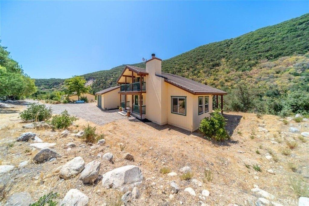 Carmel Valley Rd, Greenfield, CA 93927