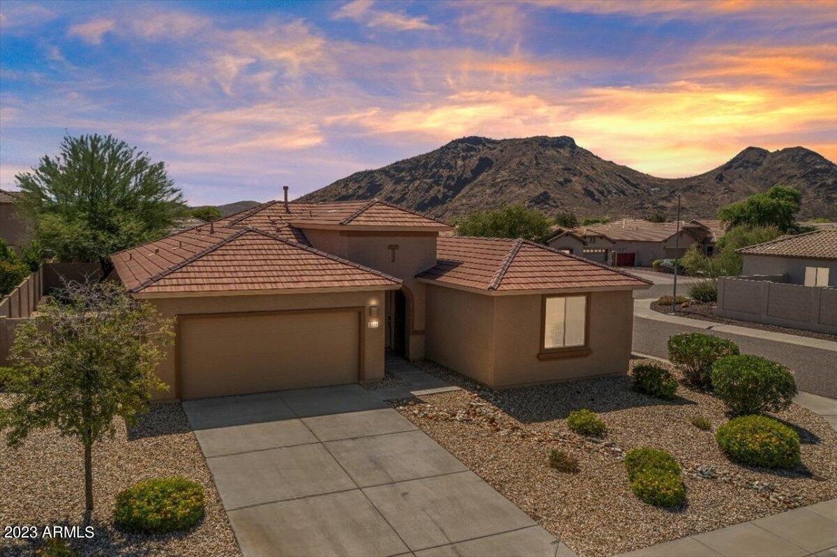 W Desperado Way, Phoenix, AZ 85083