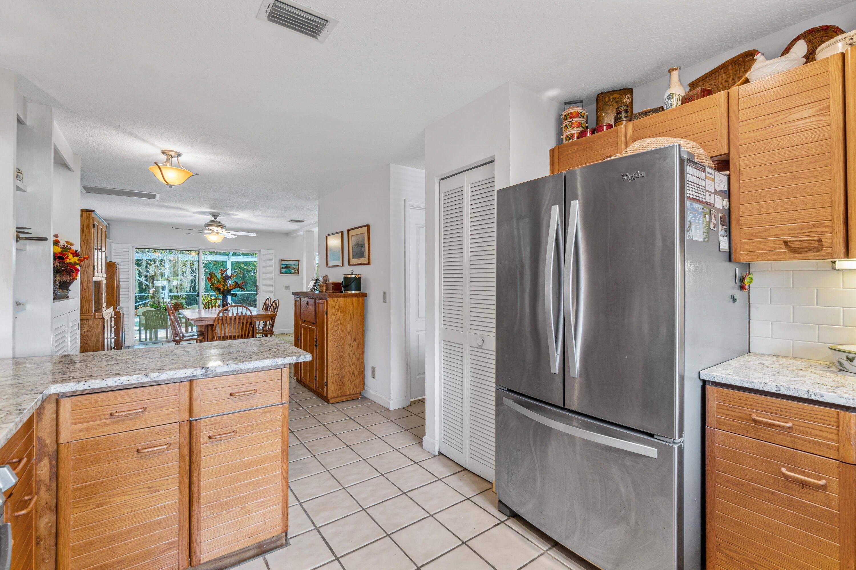 Eagleton Golf Dr, Palm Beach Gardens, FL 33418