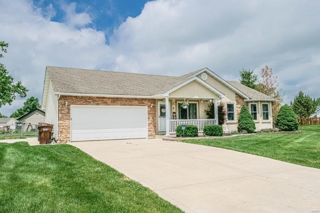 Briar Meadow Ct, Moscow Mills, MO 63362