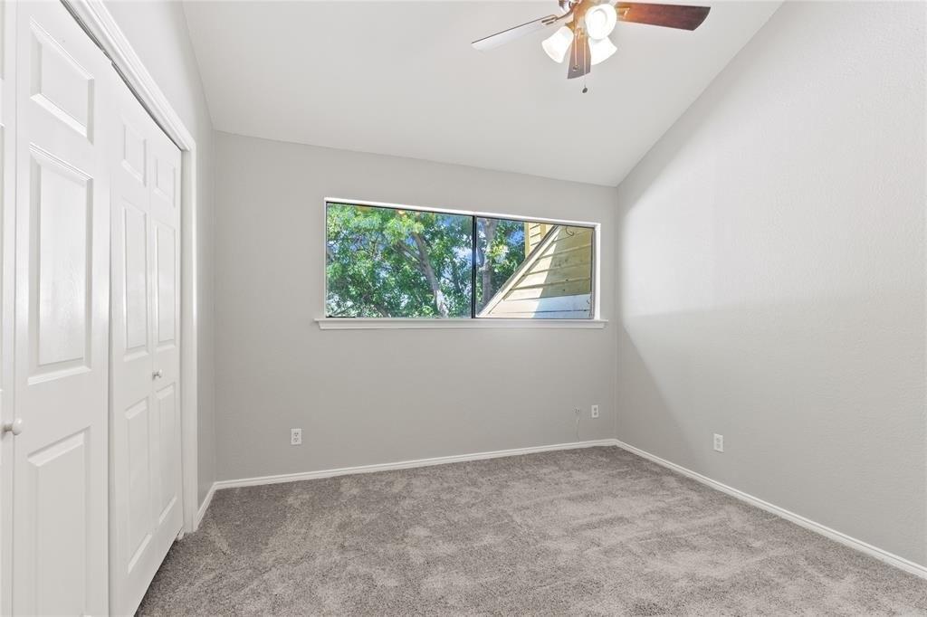 Heights Dr, Fort Worth, TX 76112