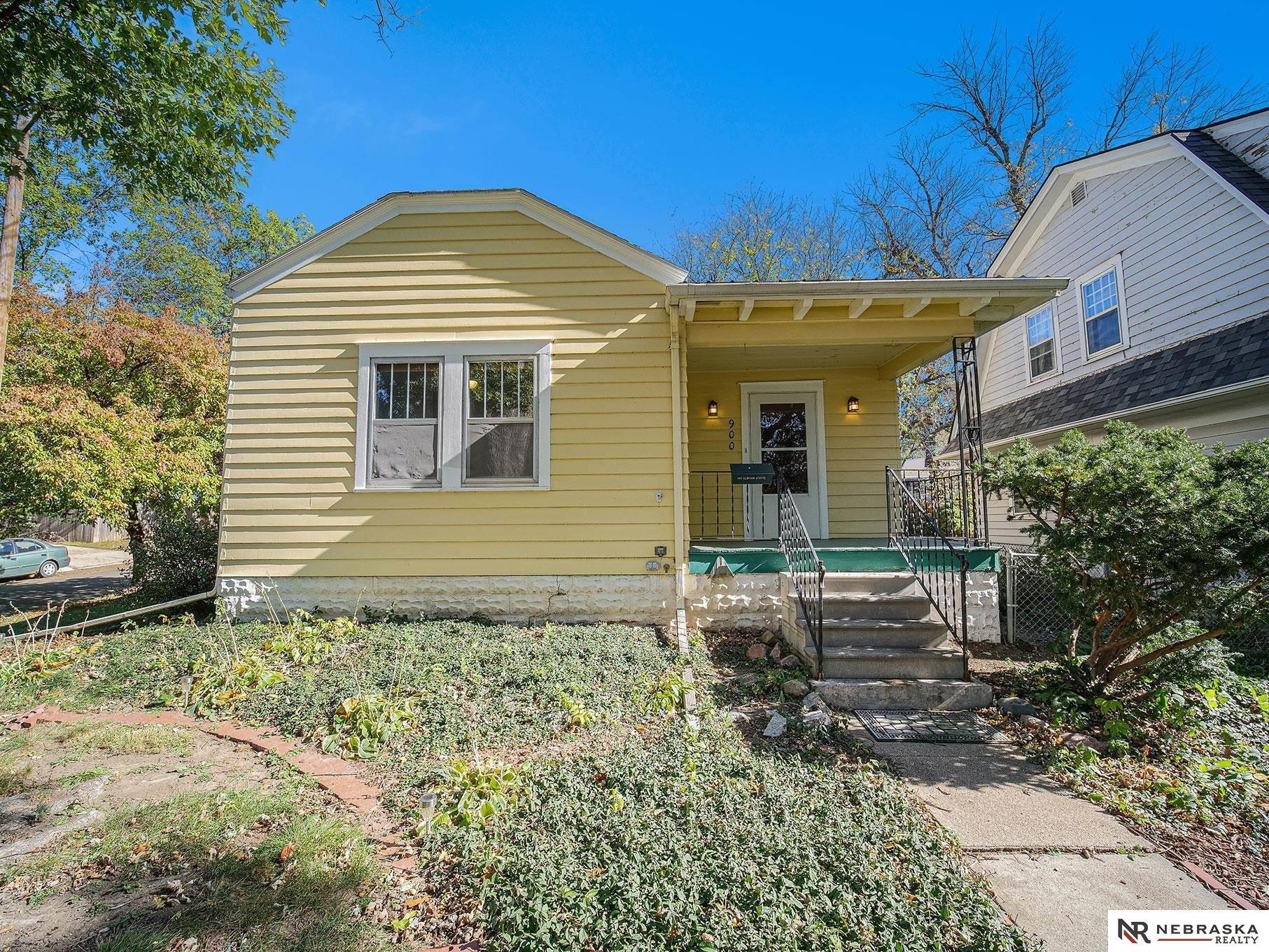 Elmwood Ave, Lincoln, NE 68510