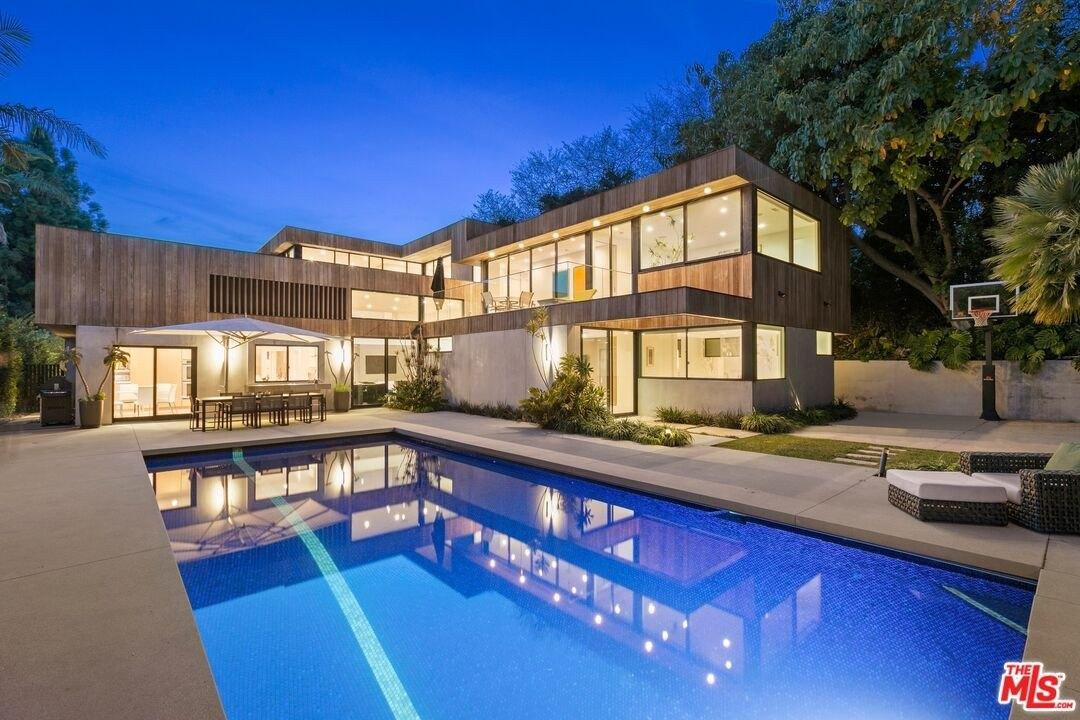 Hutton Dr, Beverly Hills, CA 90210