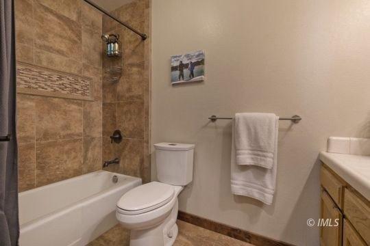 Choctaw Dr, Bishop, CA 93514