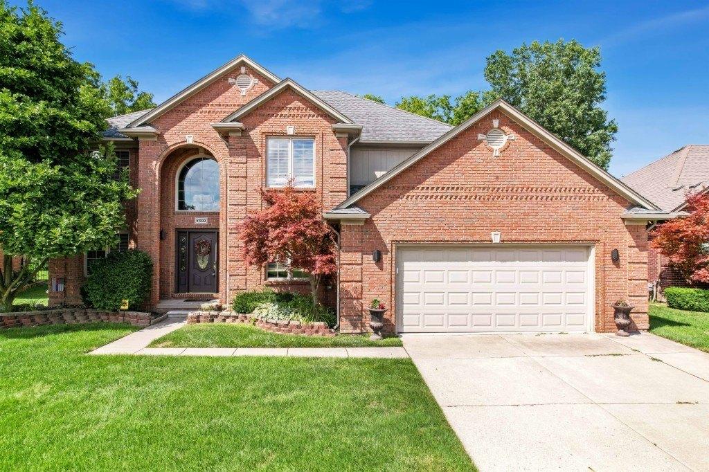 Ace Dr, Macomb, MI 48042