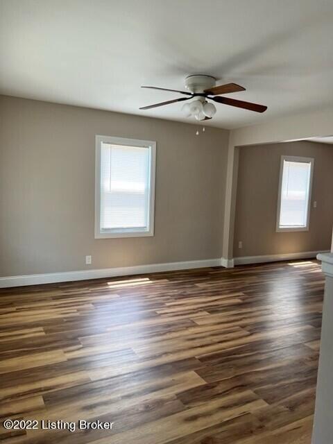 Willowcreek Dr, Louisville, KY 40219