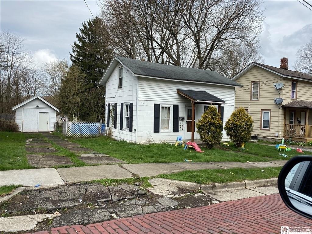 Wescott St, Jamestown, NY 14701
