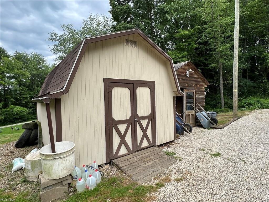 Canal Rd Ne, Dover, OH 44622