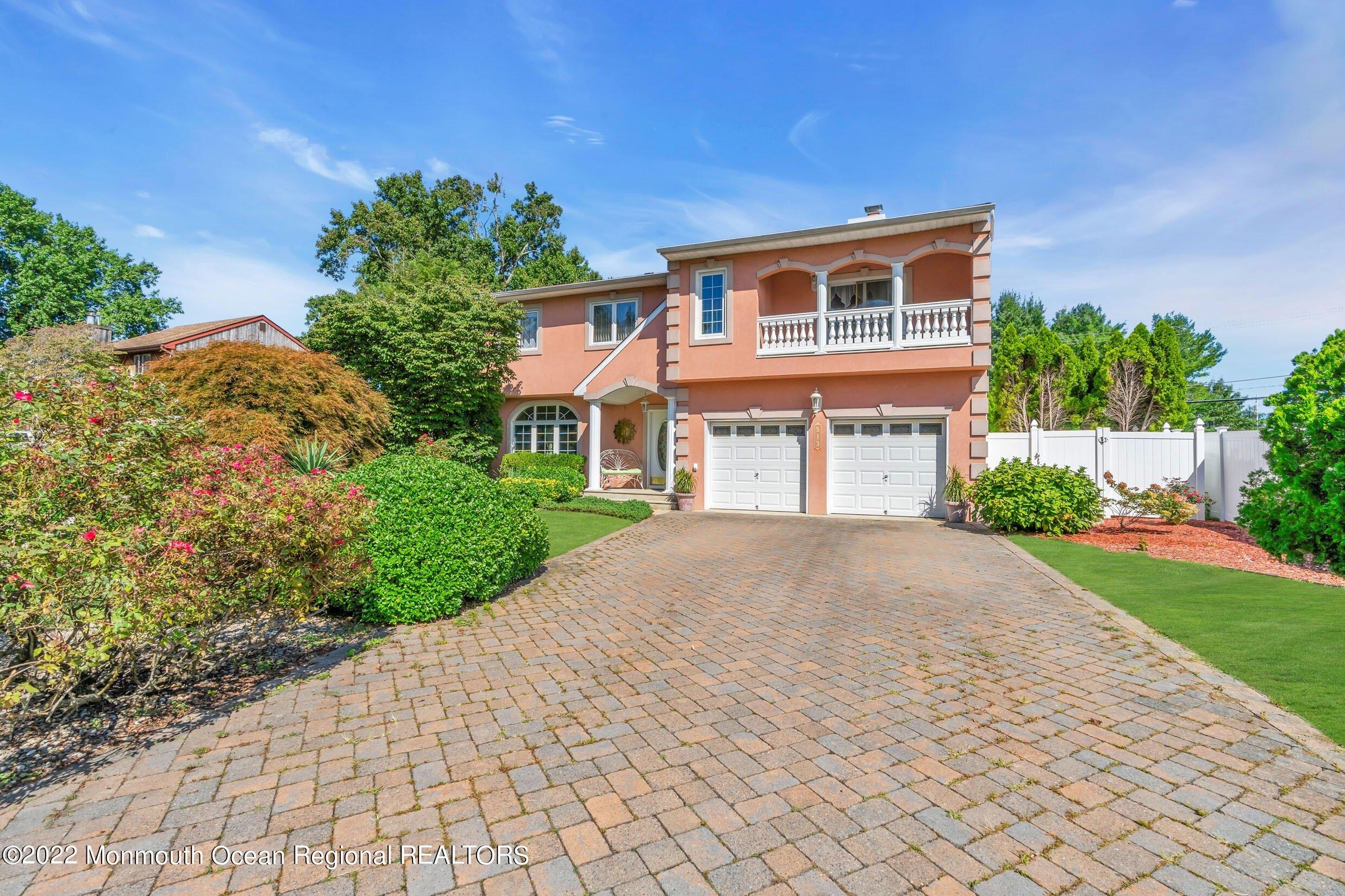 Ilexberry Ln, Toms River, NJ 08753