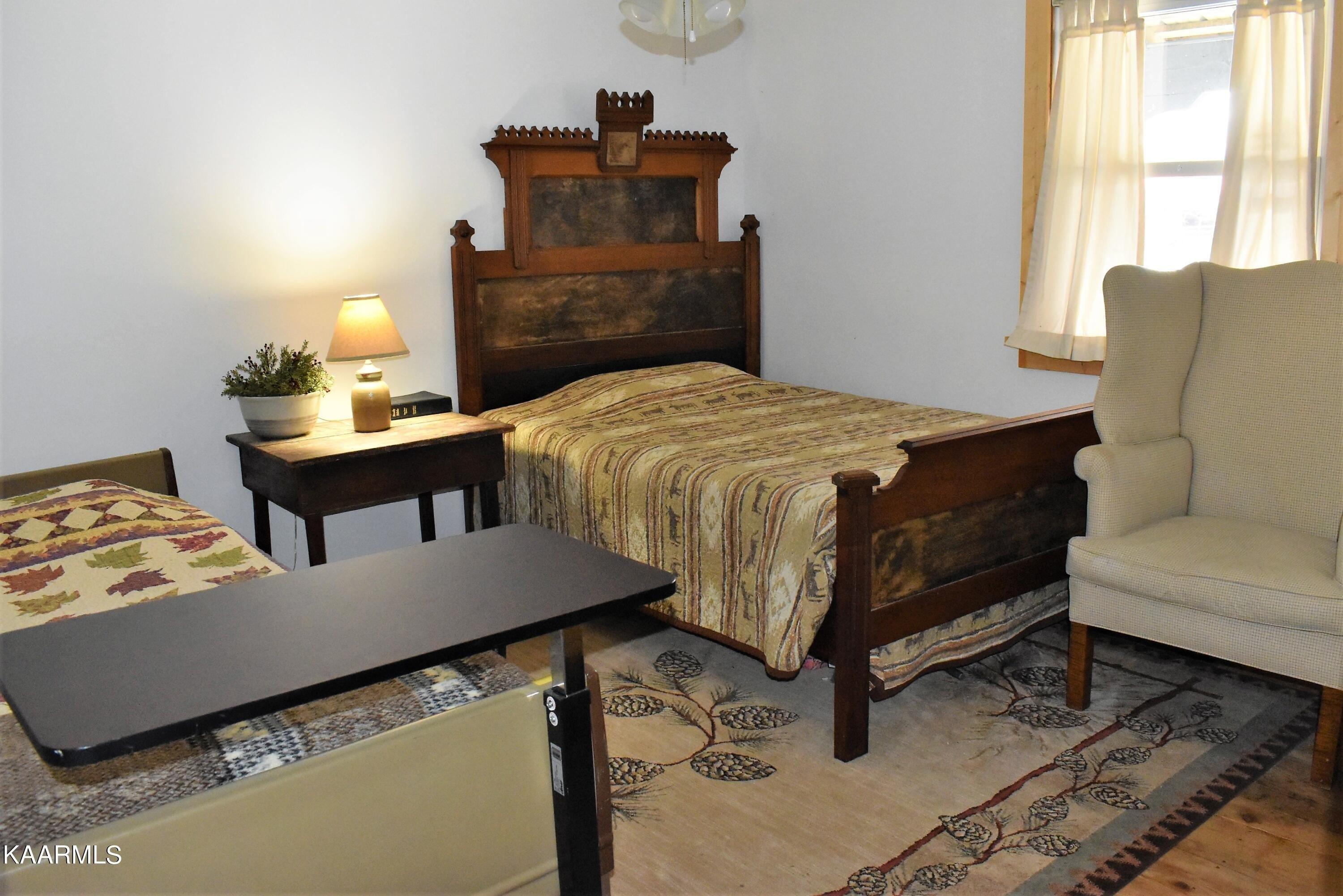 Triple R Ln, Crossville, TN 38571