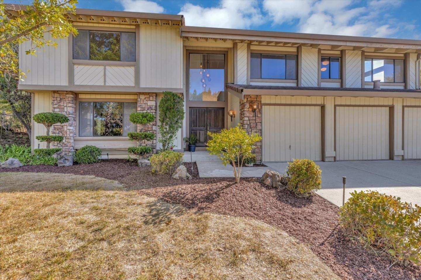 Tolteca Dr, Fremont, CA 94539