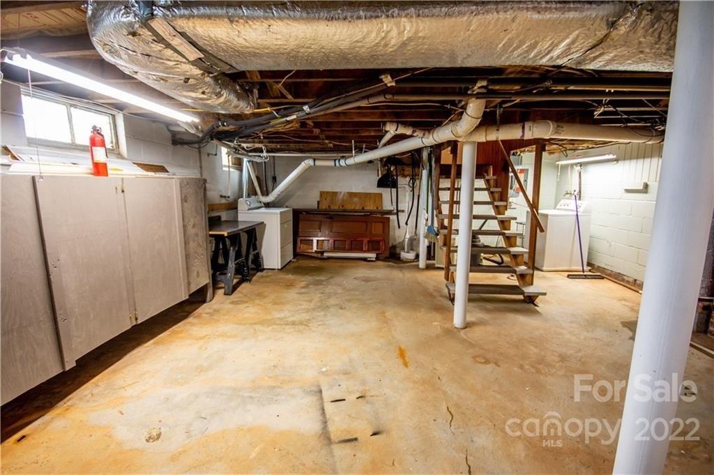 E Memorial Hwy, Harmony, NC 28634