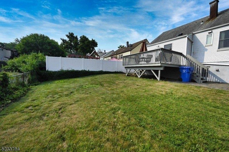 Maryknoll Rd, Metuchen, NJ 08840