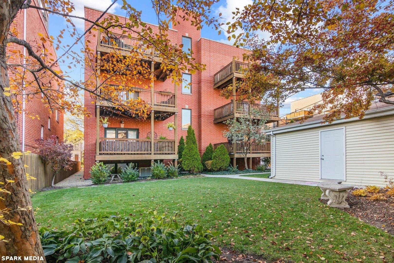 N Greenview Ave, Chicago, IL 60613