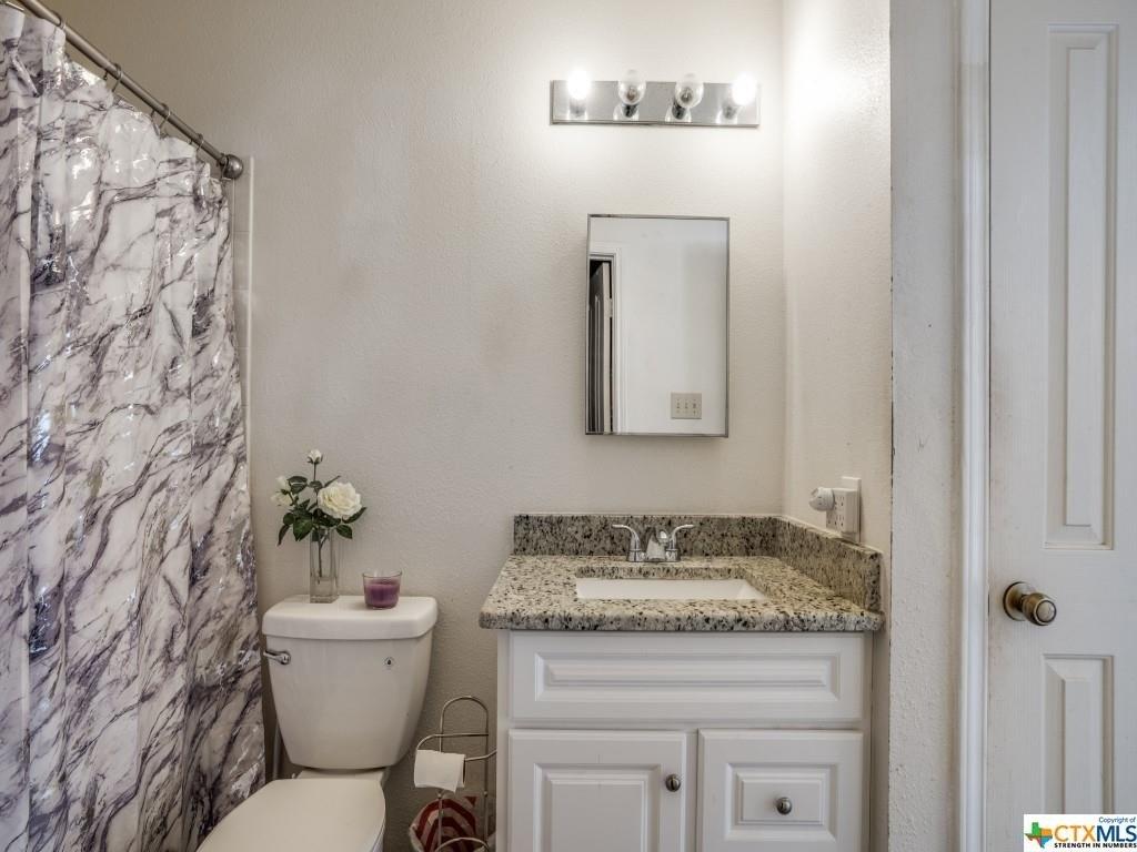 Silver Br, San Antonio, TX 78254
