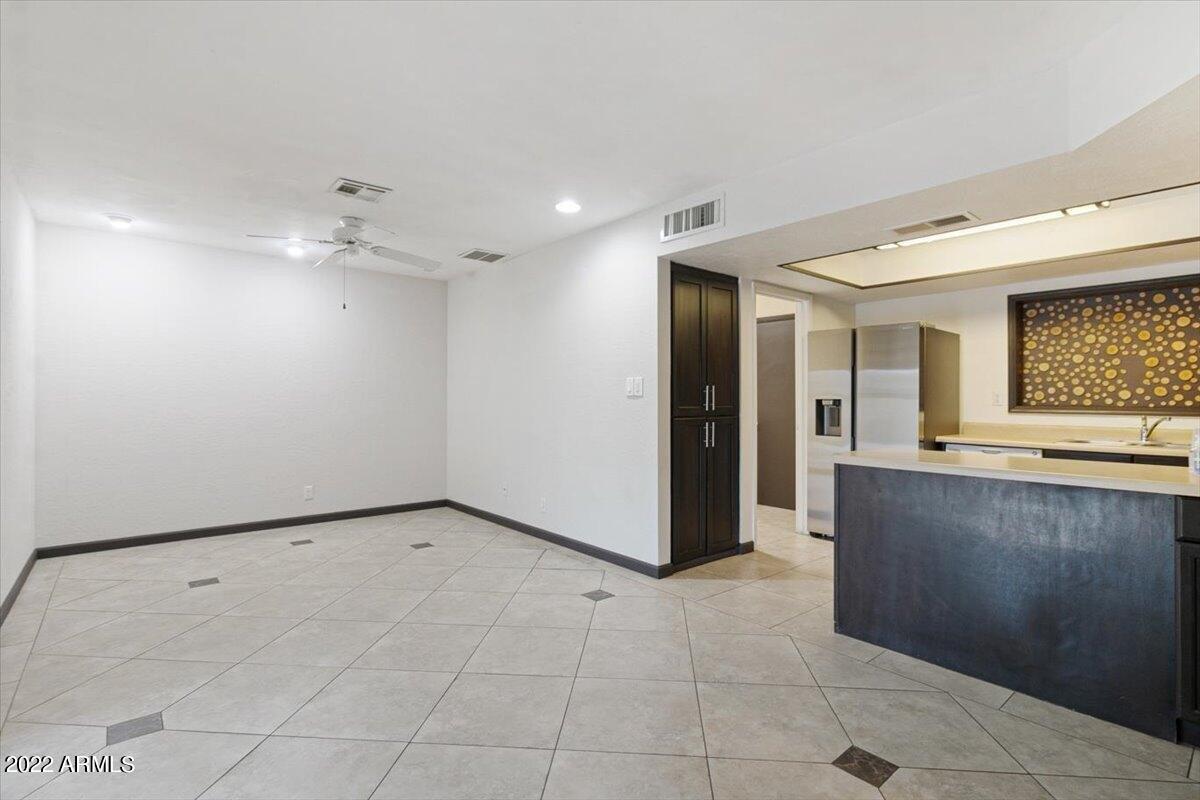 E Kalil Dr, Scottsdale, AZ 85260