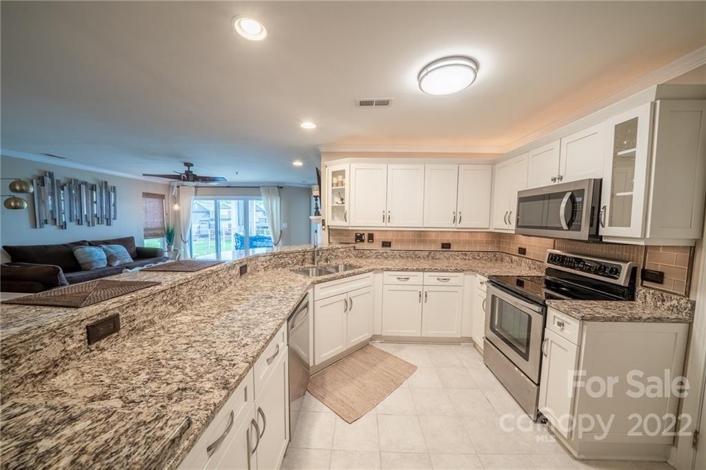 Harborside Dr, Cornelius, NC 28031