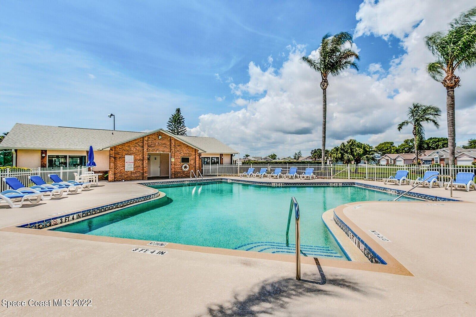 S Fork Cir, Melbourne, FL 32901