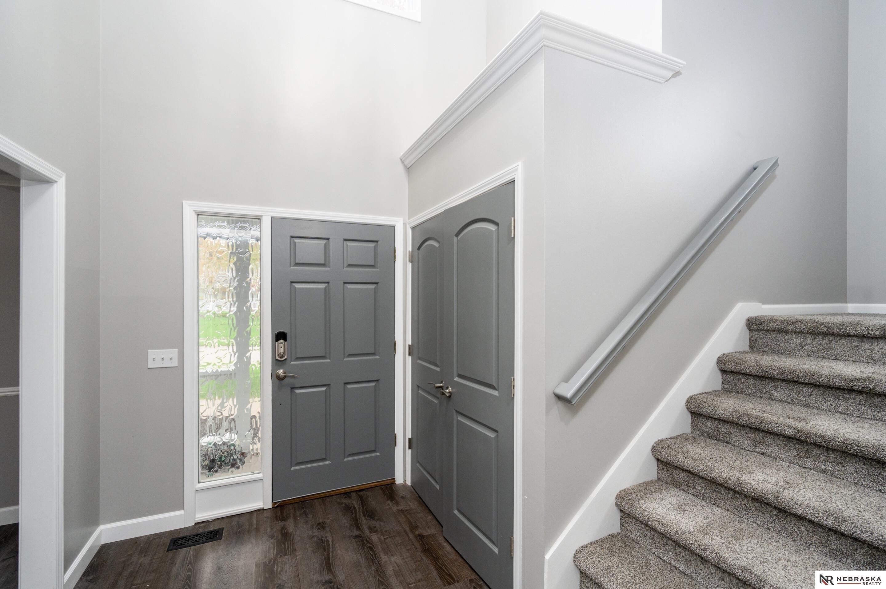 Liberty Ln, Papillion, NE 68133